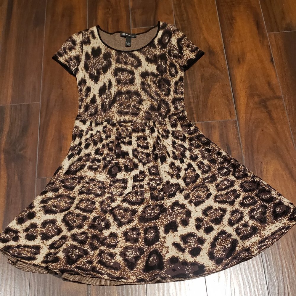 INC International Concepts Leopard Short Sleeve Midi Knit Sweater Dress-Size S - Picture 9 of 10